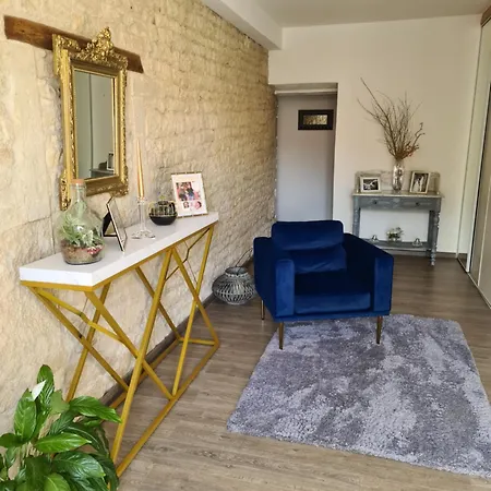 Maison De En Pierre Avec Piscine בית נופש *