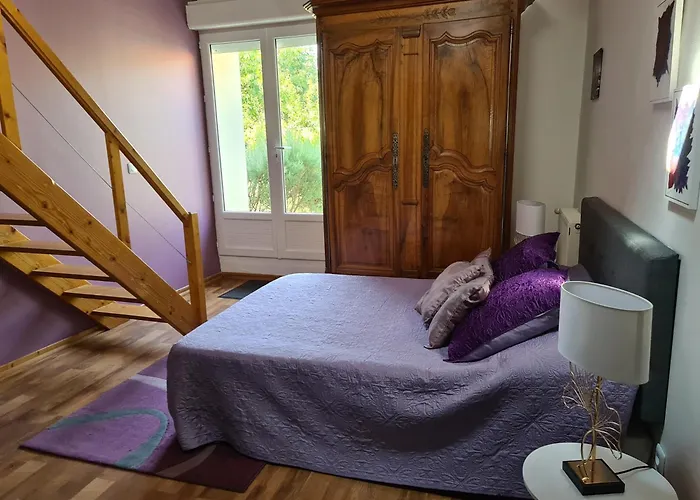 Maison De En Pierre Avec Piscine