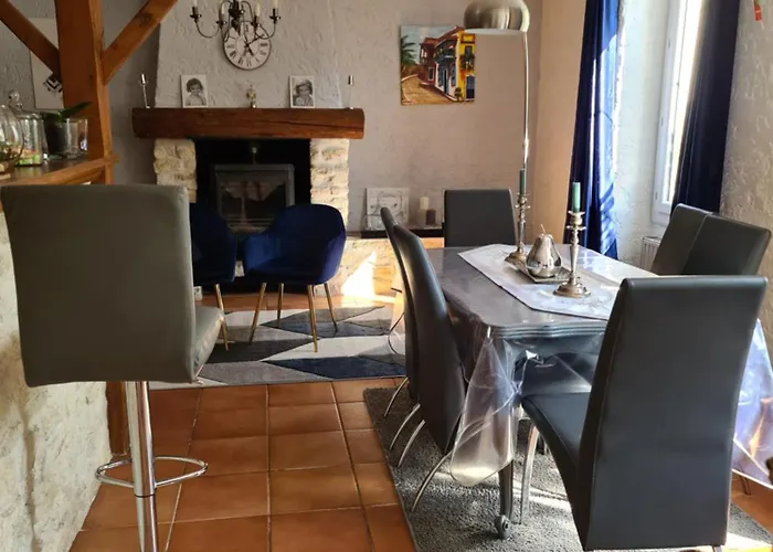 Maison De En Pierre Avec Piscine Saint-Mard